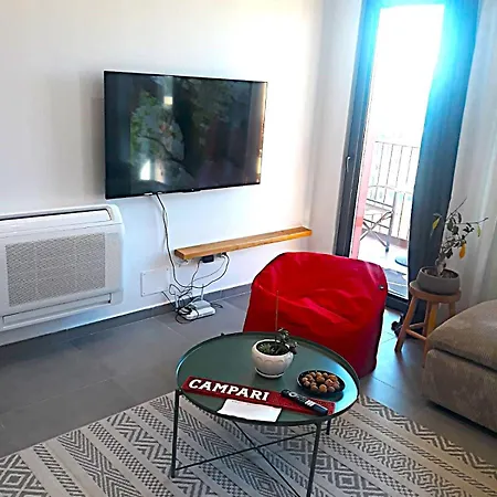 Luxury In Central Apartman