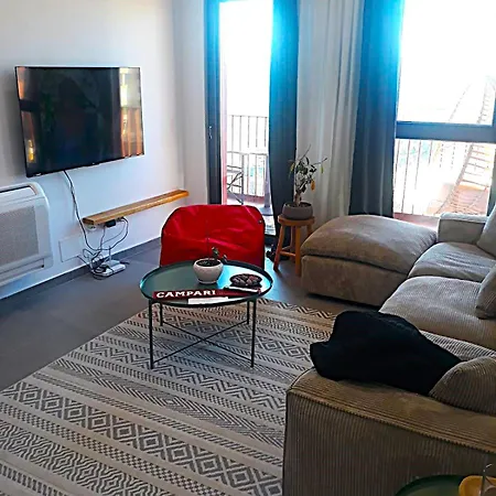 Luxury In Central Apartman *